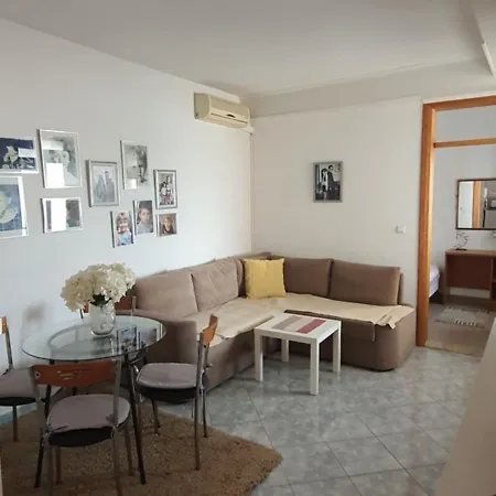 Angela & Marco's Neum